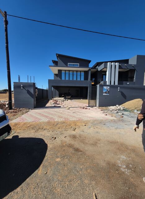 Kitchen under-stair angle